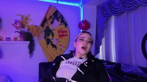 albaandthayron online show from 04/25/26, 01:41