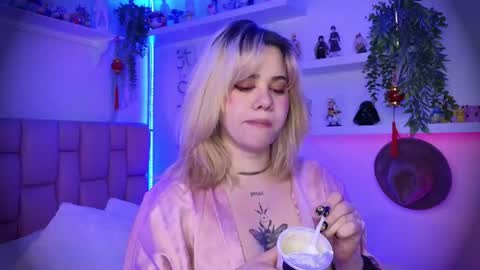 albaandthayron online show from 06/09/26, 12:06