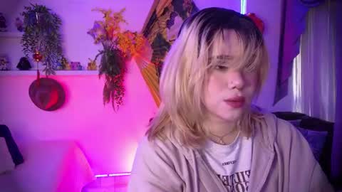 albaandthayron online show from 06/11/26, 12:03