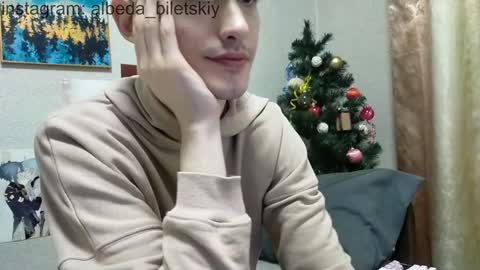 Snapshot of albeda22 chatting on 01/05/25, 04:27 Albedo online show from 01/05/25, 04:27