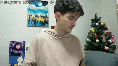 Snapshot of albeda22 chatting on 01/11/25, 02:58 Albedo online show from 01/11/25, 02:58