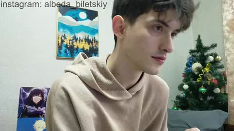 Snapshot of albeda22 chatting on 01/14/25, 11:31 Albedo online show from 01/14/25, 11:31