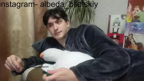 Snapshot of albeda22 chatting on 10/23/25, 11:46 Albedo online show from 10/23/25, 11:46