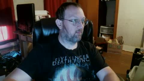 Snapshot of alberik2316 chatting on 12/14/24, 05:25 Alberik online show from 12/14/24, 05:25