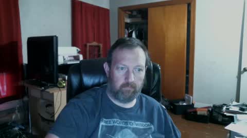 Snapshot of alberik2316 chatting on 01/05/25, 08:10 Alberik online show from 01/05/25, 08:10