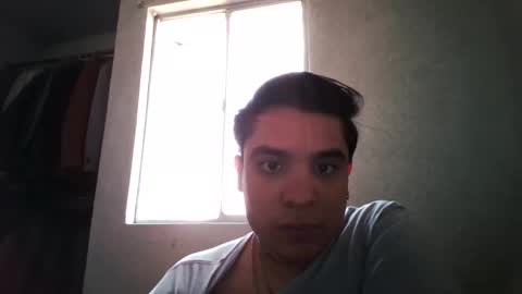 Snapshot of albertoarenas16 chatting on 04/06/26, 07:15 albertoarenas16 online show from 04/06/26, 07:15
