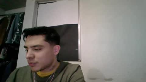 Snapshot of albertoarenas16 chatting on 06/05/26, 06:31 albertoarenas16 online show from 06/05/26, 06:31