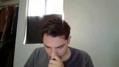 Snapshot of albertoarenas16 chatting on 06/11/26, 11:58 albertoarenas16 online show from 06/11/26, 11:58