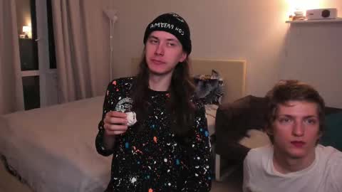 Snapshot of albertpainhate chatting on 09/18/25, 11:29 Albert You can ------------ support me at  online show from 09/18/25, 11:29