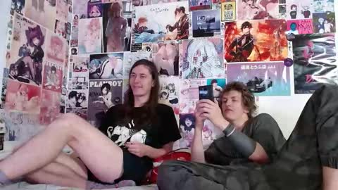 Snapshot of albertpainhate chatting on 10/12/25, 03:38 Albert You can ------------ support me at  online show from 10/12/25, 03:38