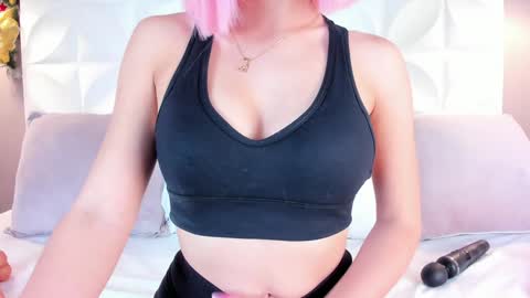 Snapshot of ale23_ chatting on 12/16/24, 11:28 Ale online show from 12/16/24, 11:28
