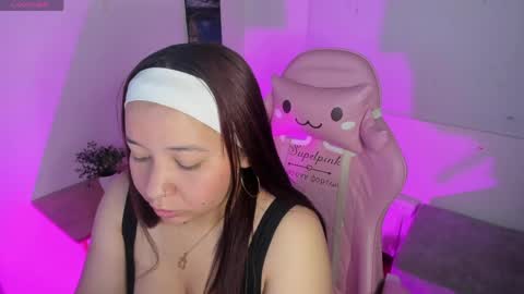 Alejandra  online show from 06/03/26, 02:33
