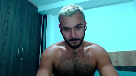 Snapshot of ale_one chatting on 02/01/25, 07:47 Ale bear online show from 02/01/25, 07:47