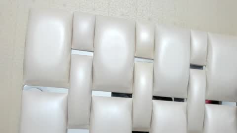 Snapshot of aleanders_ chatting on 10/01/25, 12:22 aleanders online show from 10/01/25, 12:22