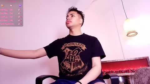  Alec  Help me reach 20 Likes online show from 12/17/25, 03:23