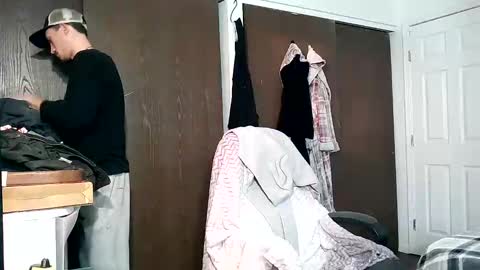 alecurclit online show from 12/21/24, 10:19