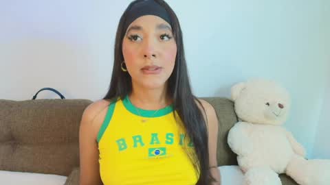 Snapshot of alee_foxx chatting on 05/25/26, 11:44 Alee Foxx online show from 05/25/26, 11:44