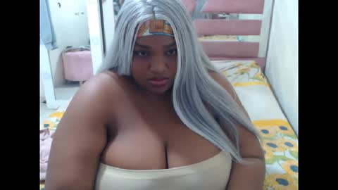 aleeinvein1 online show from 06/01/26, 12:01