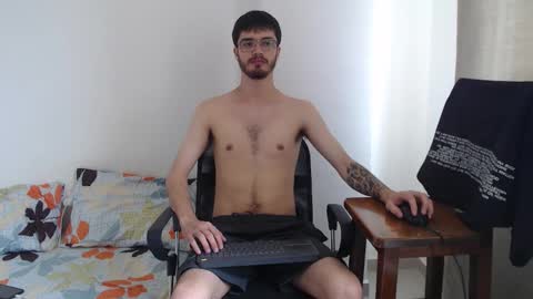 Snapshot of aleex_miller chatting on 11/13/25, 05:12 aleex_miller online show from 11/13/25, 05:12