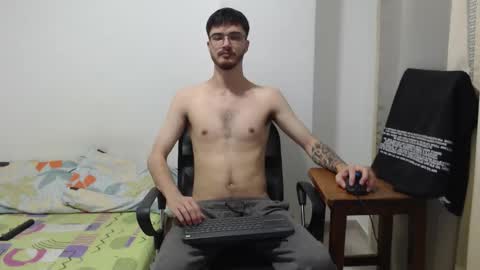 Snapshot of aleex_miller chatting on 11/23/25, 04:23 aleex_miller online show from 11/23/25, 04:23