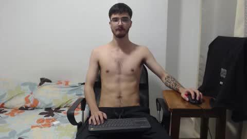 Snapshot of aleex_miller chatting on 11/25/25, 05:07 aleex_miller online show from 11/25/25, 05:07