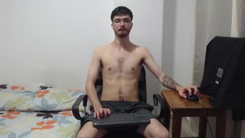 Snapshot of aleex_miller chatting on 11/26/25, 03:40 aleex_miller online show from 11/26/25, 03:40