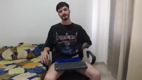 Snapshot of aleex_miller chatting on 12/03/25, 11:52 aleex_miller online show from 12/03/25, 11:52