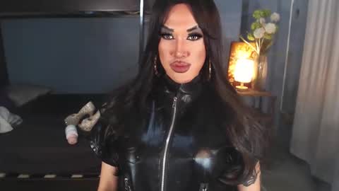 aleinacroft online show from 02/03/25, 08:35