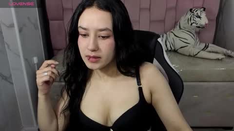 aleja online show from 11/09/25, 12:47