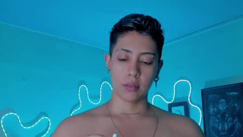 Snapshot of aleja1214 chatting on 03/29/26, 10:43 Alejandra online show from 03/29/26, 10:43