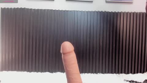 aleja__slav3 online show from 01/11/25, 06:03