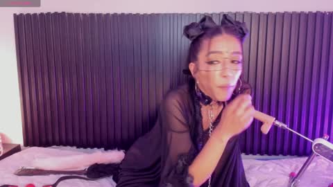 aleja__slav3 online show from 01/28/25, 09:30