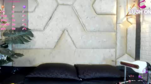 aleja__slav3 online show from 03/02/26, 09:32