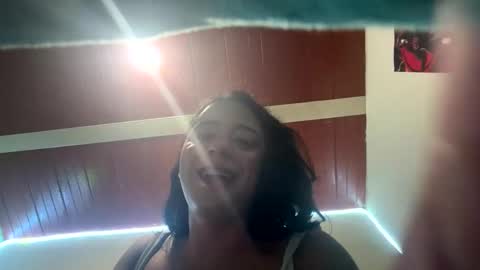 Aleja Hill online show from 04/12/26, 09:31