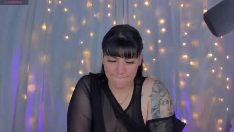 Snapshot of aleja_rossi chatting on 02/01/25, 09:19 Aleja online show from 02/01/25, 09:19