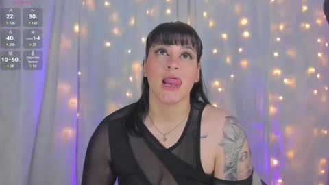 Snapshot of aleja_rossi chatting on 02/03/25, 10:43 Aleja online show from 02/03/25, 10:43