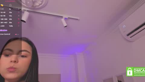 Alejandra online show from 10/16/25, 11:33