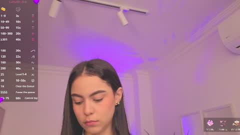 Alejandra online show from 07/22/26, 11:35