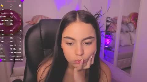 Alejandra online show from 07/28/26, 03:21