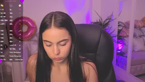 Alejandra online show from 07/28/26, 04:39