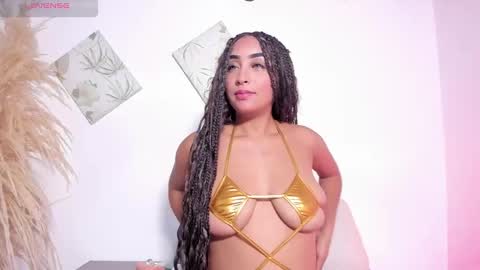 aleja online show from 09/18/25, 09:28