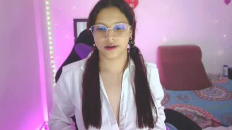 Aleja Harker  online show from 03/05/25, 02:57