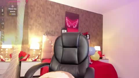   online show from 07/15/26, 07:19