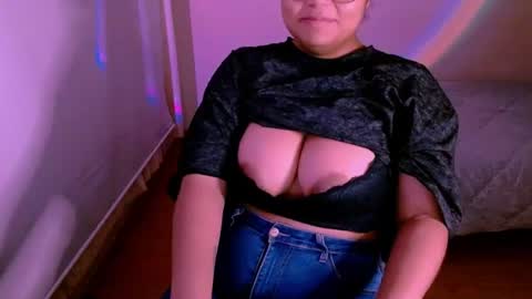 Alejandra  online show from 07/02/26, 11:33