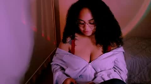 Alejandra  online show from 07/09/26, 12:15