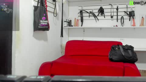 Alejandra online show from 01/17/25, 12:10