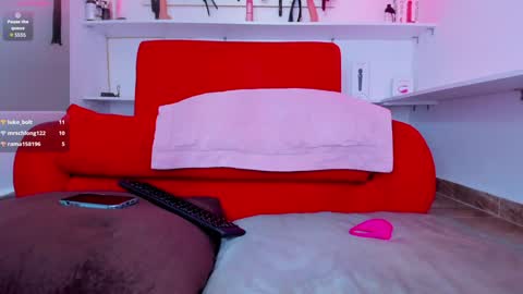 Alejandra online show from 01/28/25, 06:28