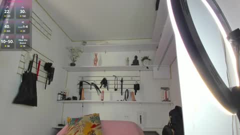 Alejandra online show from 02/12/25, 12:44