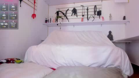 Alejandra online show from 02/26/25, 01:41