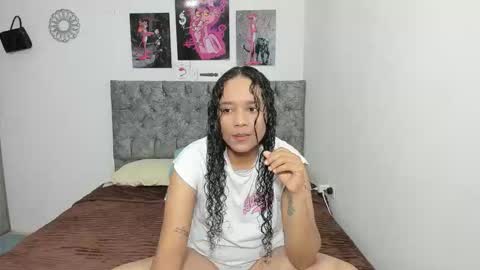 alejandra_evanss online show from 01/13/26, 03:12